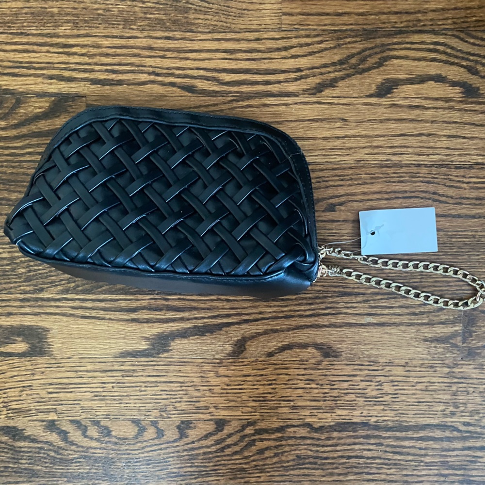 Woven Faux Leather Small Cross Body Purse with gold link clutch chain - Picture 4 of 5